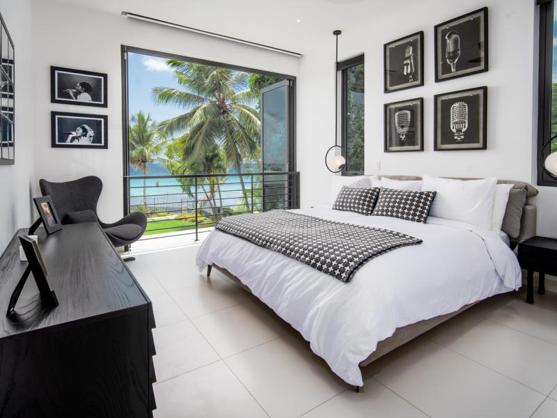 Villa Onyx , Beachfront villas Barbados , St Peter , West Coast Barbados 