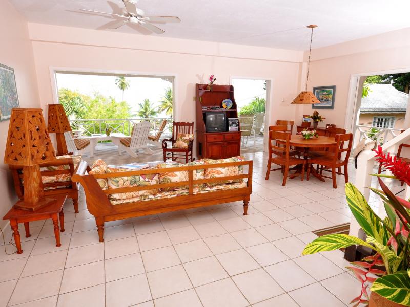 Plantation Beach Villas , Stonehaven Bay 