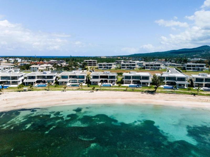 Poseidon's Shore - Palm Beach on Runaway Bay , Runaway Bay 