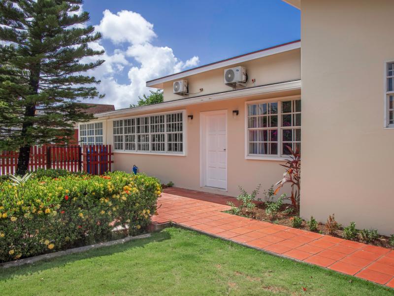 Hello Summer! , Rodney Bay 