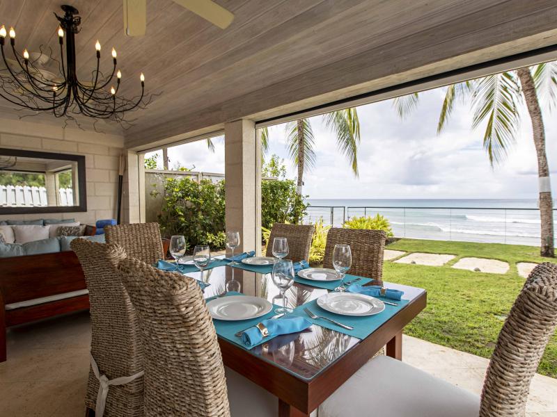 Radwood 2 - Beachfront , Beachfront villas Barbados , Fitts Village , St James , West Coast Barbados 