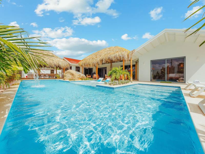 Rock Beach House , 