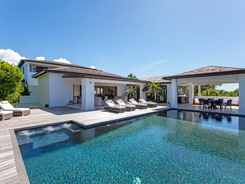 Sundeck House , St James 