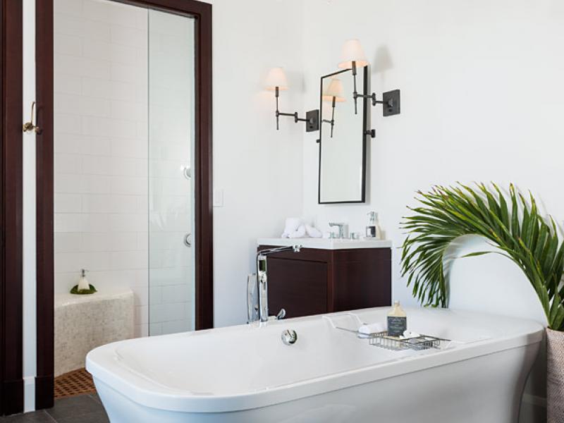 Saving Grace , Grace Bay 