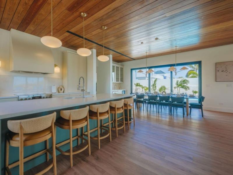 Sunset Cove LG Smith 528 , 