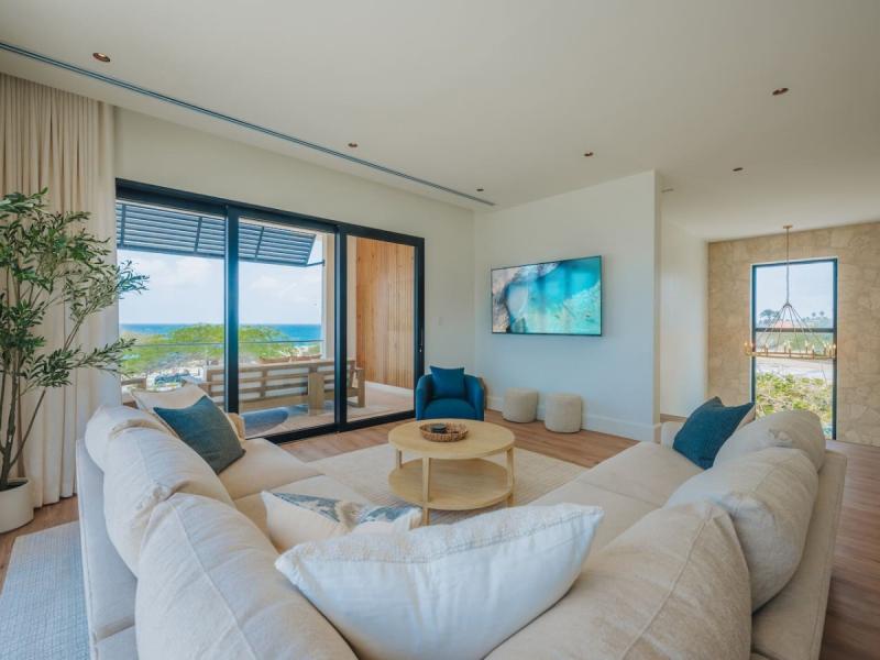 Sunset Cove LG Smith 528 , 