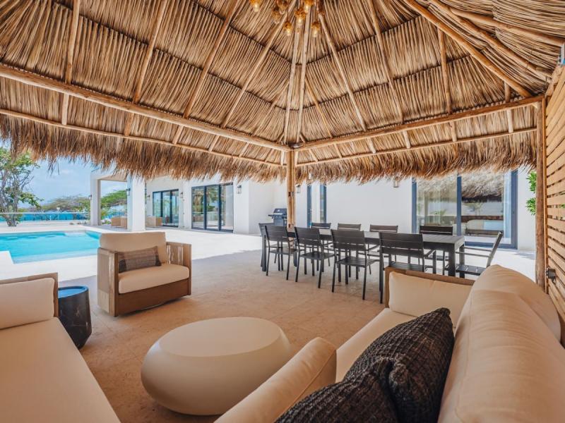 Sunset Cove LG Smith 528 , 