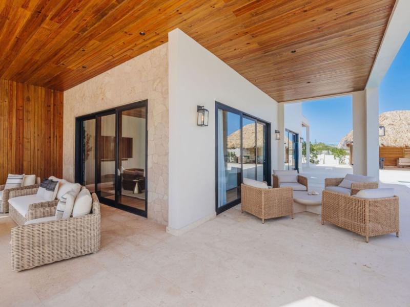 Sunset Cove LG Smith 528 , 