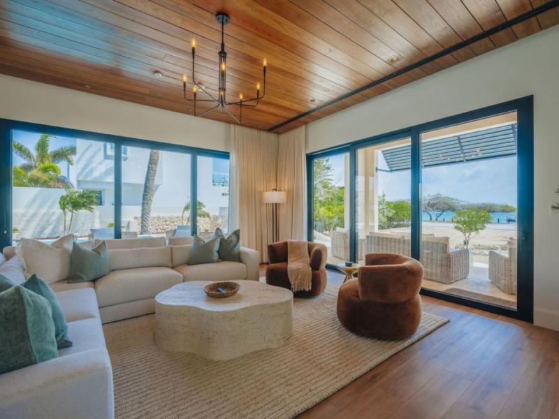 Sunset Cove LG Smith 528 , 