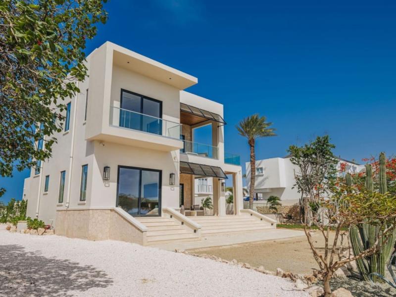Sunset Cove LG Smith 528 , 