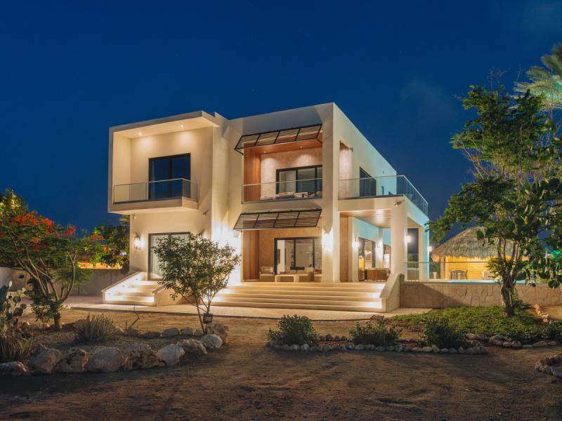 Sunset Cove LG Smith 528 , 