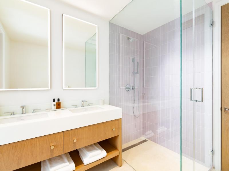 Bristol Breeze - Beachfront , Long Bay , Providenciales 
