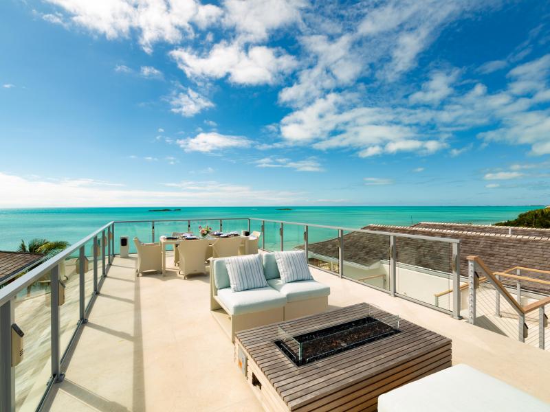 Bristol Breeze - Beachfront , Long Bay , Providenciales 