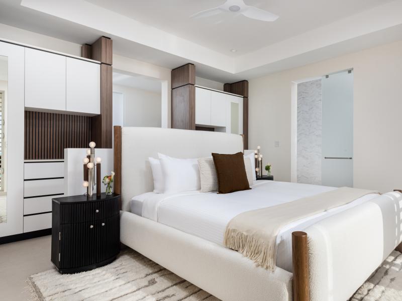 Blue Lagoon , Long Bay , Providenciales 