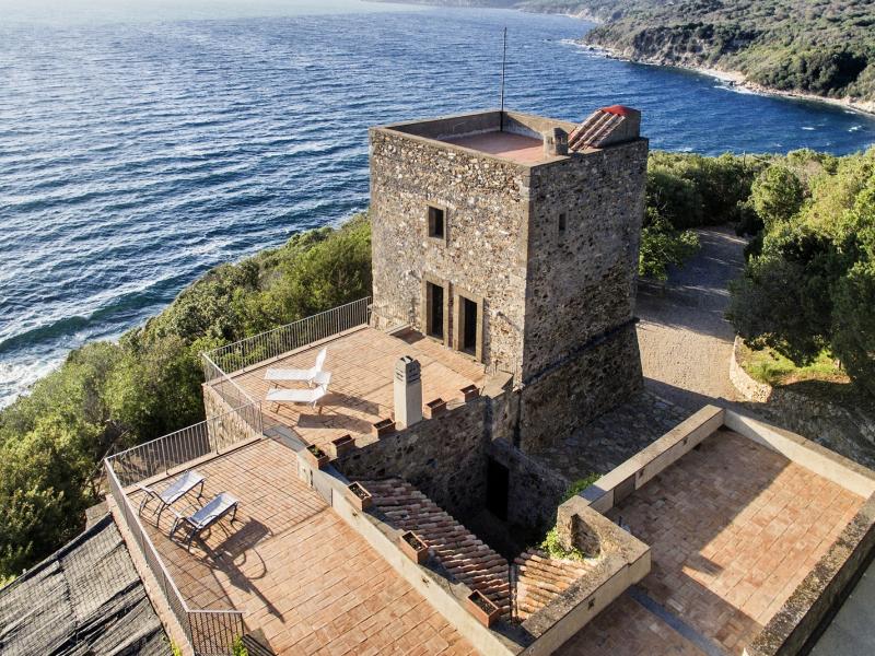 Torre delle Cannelle , Tuscany 