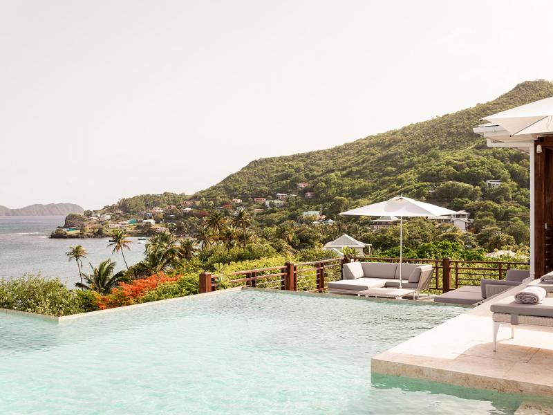 Friendship House , Friendship Bay 