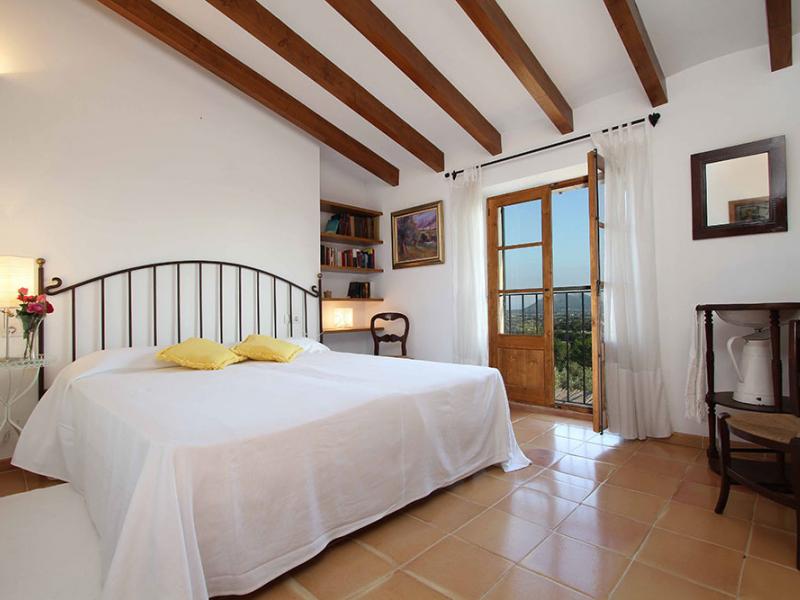 Montgomery , Pollensa 