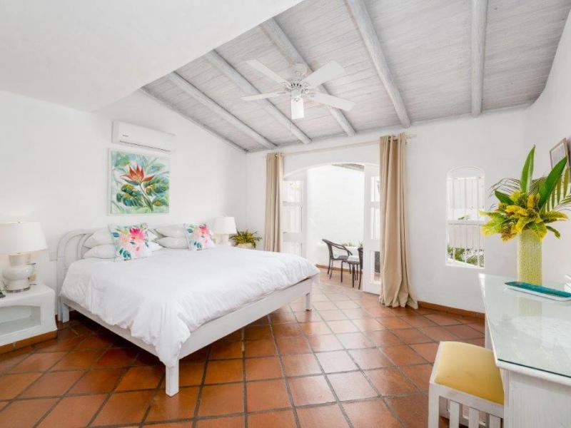 Merlin Bay Villa Ocean View , Beachfront villas Barbados , Merlin Bay , St James , The Garden, Barbados , West Coast Barbados 