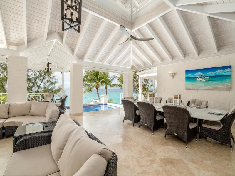 Old Trees 302 - La Mirage Penthouse , Beachfront villas Barbados , Old Trees , Paynes Bay , St James , West Coast Barbados 