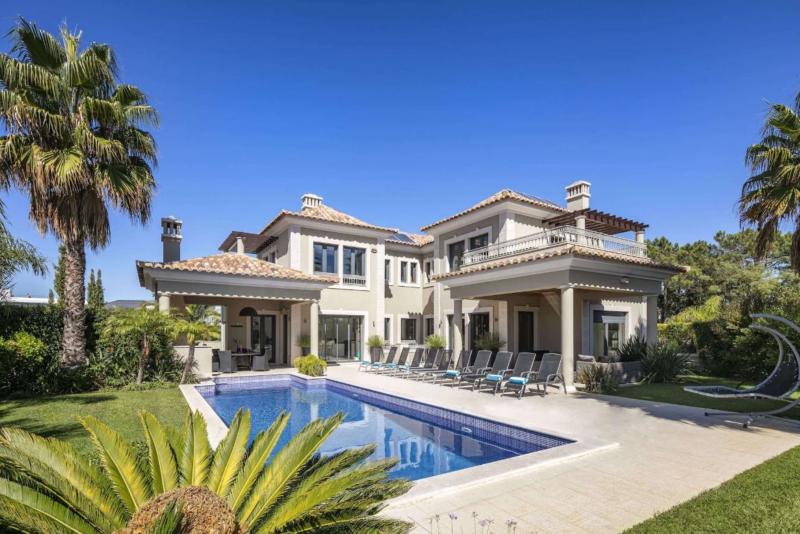 Villa Tres Lados