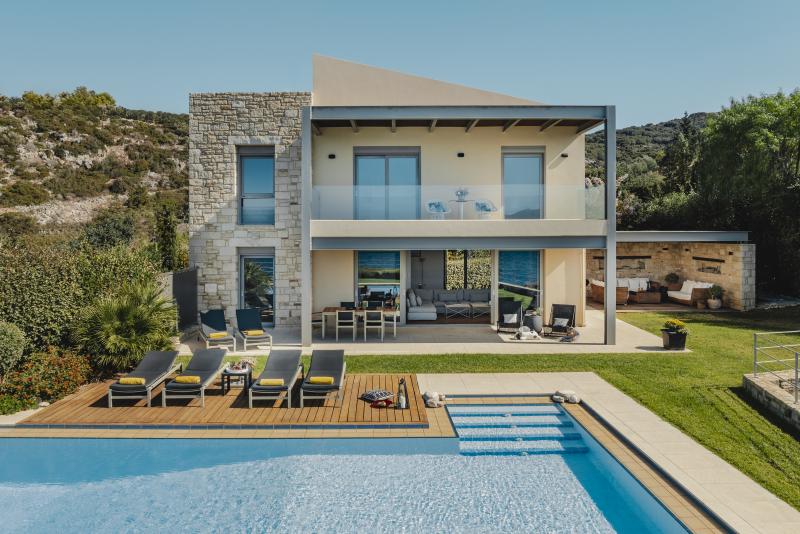 Almyra Residence